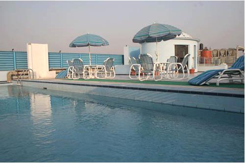 Hotel Crown Plaza Lahore Exterior photo
